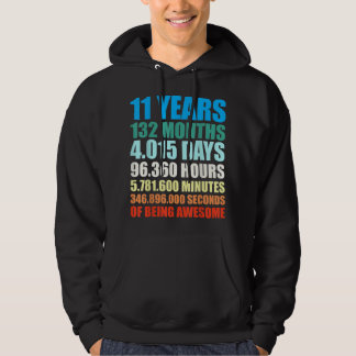11:e födelsedagskorgen 11 år som är Fantastisk T S Hoodie