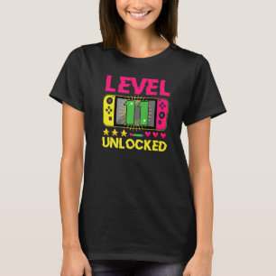 11:e födelsedagspojknivå 11 Olåst videospelare Bi T Shirt