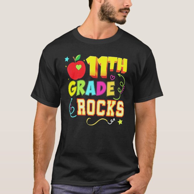 11:e klassens Rocks Team Squad Crew Tillbaka till  T Shirt (Framsida)