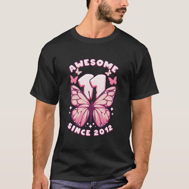 11 fantastiska sedan 2012 fjärilar t shirt (Framsida)
