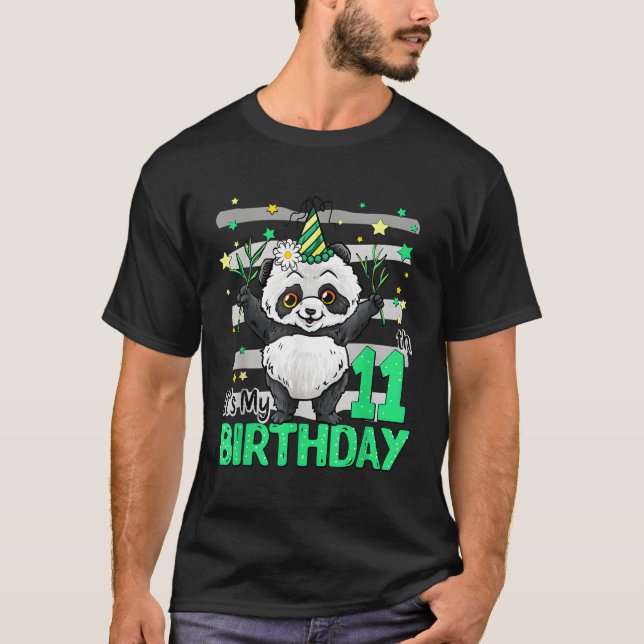 11 Panda 11th Panda T Shirt (Framsida)