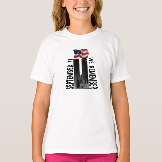 11 september kommer vi ihåg minnesminnet t shirt (Framsida)