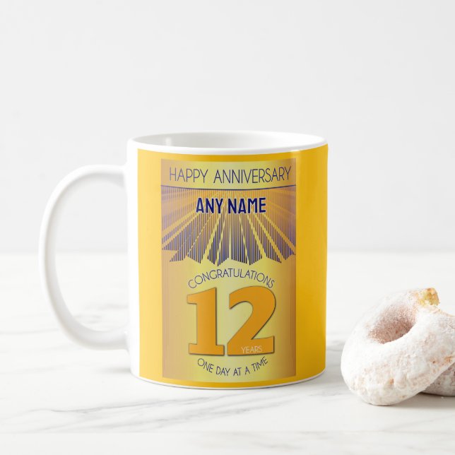 12 Års Nyktra Jubileum | Guldstråle 12 Steg Kaffemugg (Med munk)