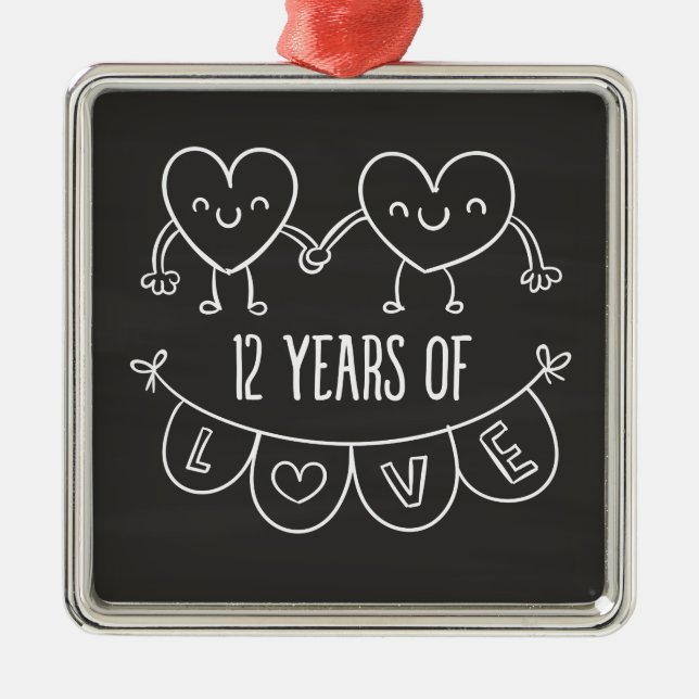12:e-årsdagen Gift Chalk Hearts Julgransprydnad Metall (Framsidan)