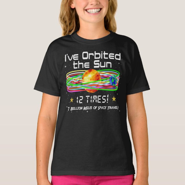 12:e födelsedag! 12:e-omgången i Sol! Gift T-Shirt (Framsida)