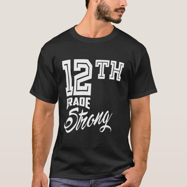 12:e Klass Strong T Shirt (Framsida)