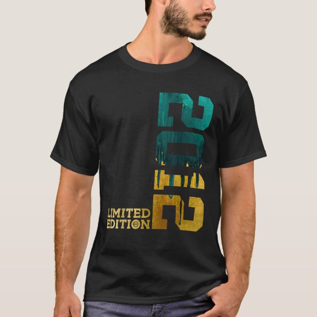 13 ÅR 13:E BEGRÄNSADA REDIGERINGEN 2012 T SHIRT (Framsida)