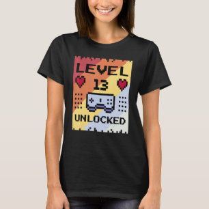 13 års åldersfördelningsvariabel på födelsedagsspe t shirt
