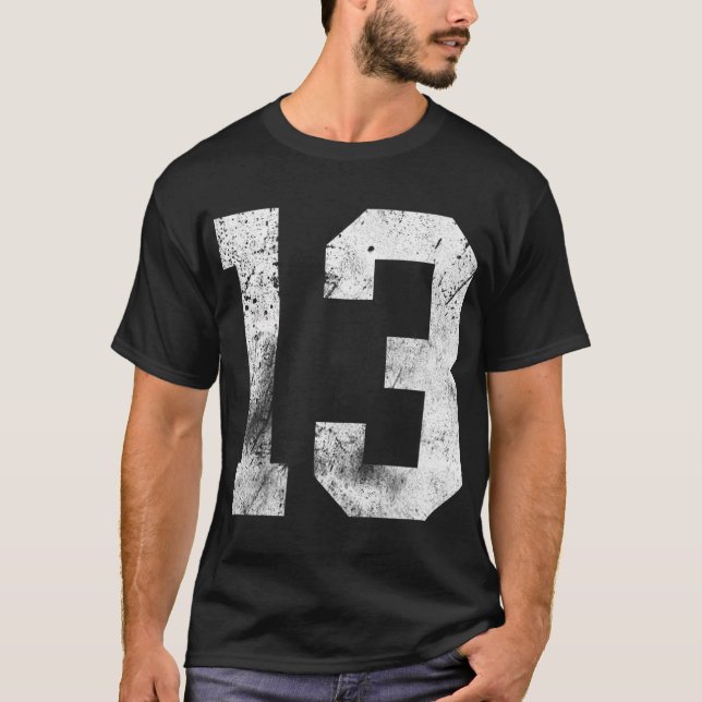 13 Coolors stressad födelsedag Lucky Number Player T Shirt (Framsida)