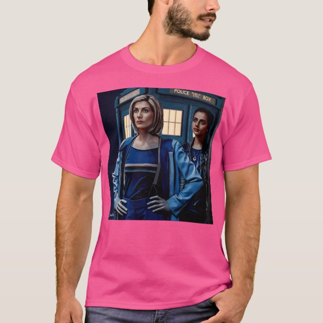 13:e Doktor Thasmin Power Couple T Shirt (Framsida)