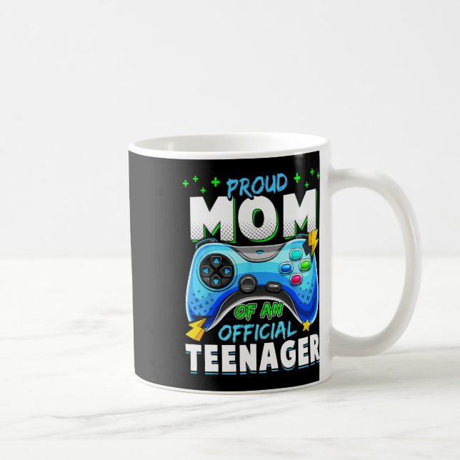 13:e födelsedagen Proud Mamma Officiell Teenager V Kaffemugg (Höger)