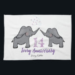 14:e elfenben-bröllop-årsdagen: Söt elefant Kökshandduk<br><div class="desc">14:e ivorianska bröllop-årsjubileet med tehandduk med söt elefantpars utformning. En söt personlig-årsjubileum för ett par som firar fjorton år av giftermål. Matchningskort finns också för make och hustru.</div>