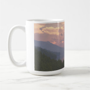 14oz mugg med "Quiet Vatten"-bild