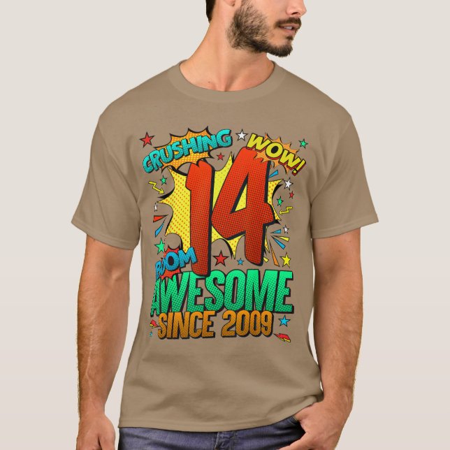 14th Birthday Comic Style Awesome Since 2009 14 Ye T Shirt (Framsida)