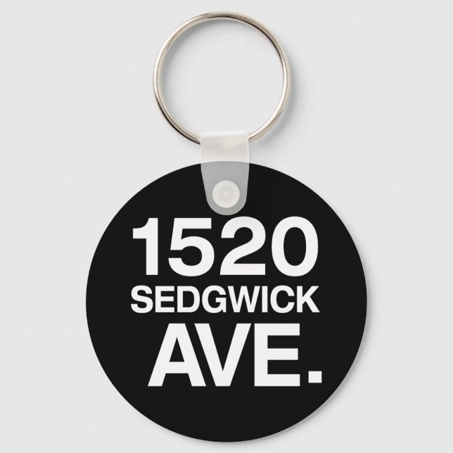 1520 SEDGWICK AVE. NYCKELRING (Framsida)