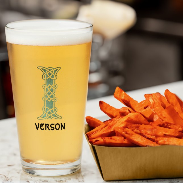 1600-talets keltiska, dekorativa huvudstad I Glaskopp (Skapare uppladdad)