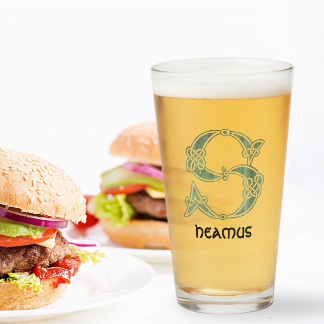 1600-talets keltiska, dekorativa kapital S Glaskopp (Skapare uppladdad)