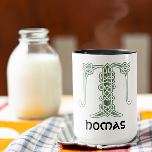 1600-talets keltiska, dekorativa kapital T Mugg