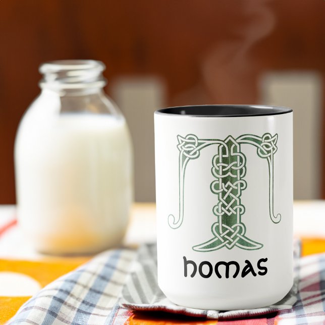 1600-talets keltiska, dekorativa kapital T Mugg (Skapare uppladdad)