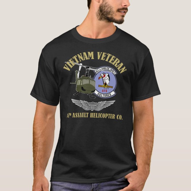 162. AHC med vingar och helikoptern UH-1 Tee (Framsida)