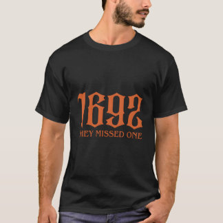 1692 De missade en konstig Vintage Halloween Witch T Shirt