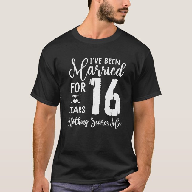 16 år med gift, 16:e årsdagen t shirt (Framsida)