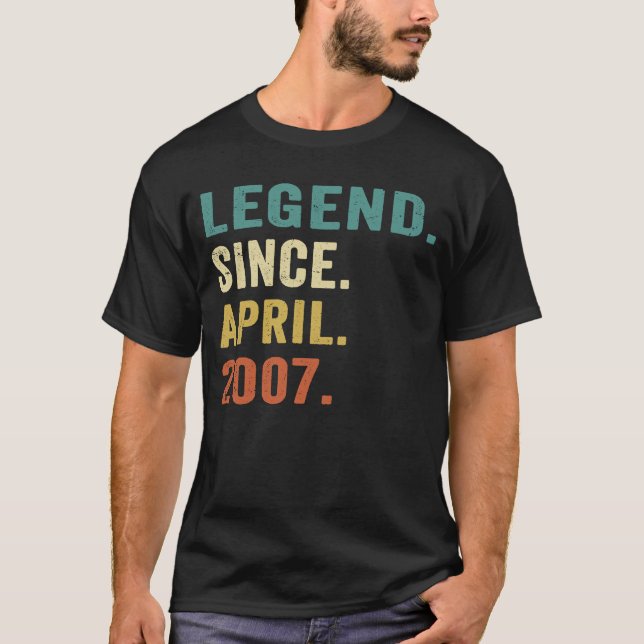 16 års ålder sedan april 2007 16:e födelsedagen t shirt (Framsida)