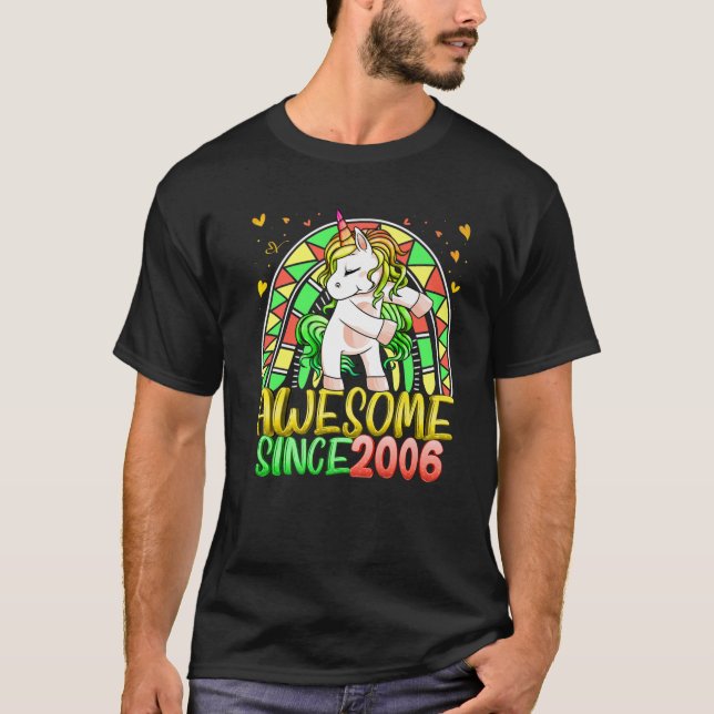 16:e födelsedag regnbåge 16 år gammal blommande ma t shirt (Framsida)