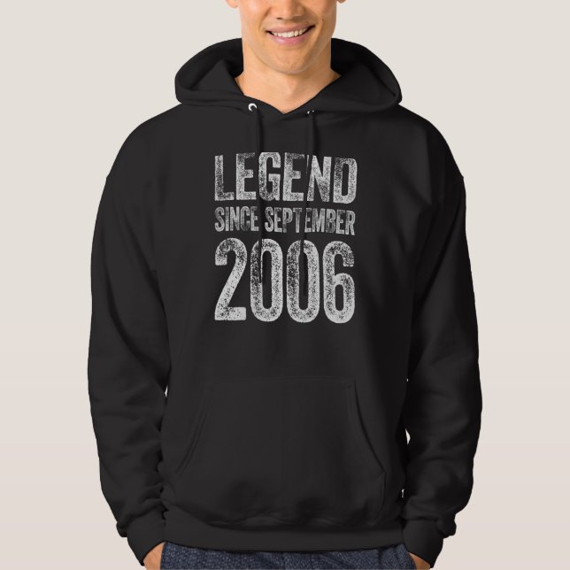 16:e födelsedagen september, född 16 år sedan hoodie (Framsida)