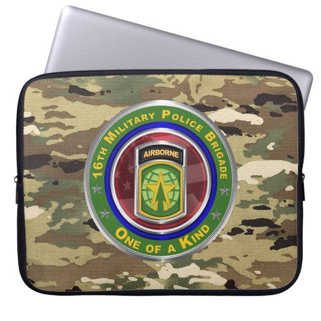 16:e militärpolbrigaden laptop fodral (Framsidan)