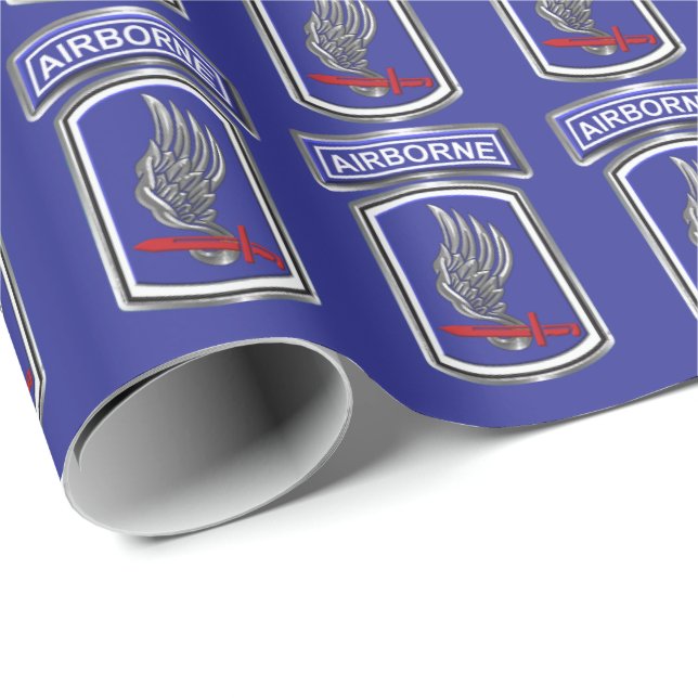 173:e luftburna brigadstyrkan presentpapper (Rullad Hörn)
