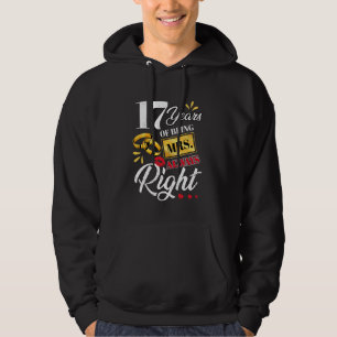 17 år Alltid Höger Funny Par Ann Hoodie