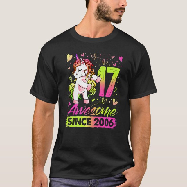 17 år Gamla blommande Unicorn 17:e födelsedagsflic T Shirt (Framsida)