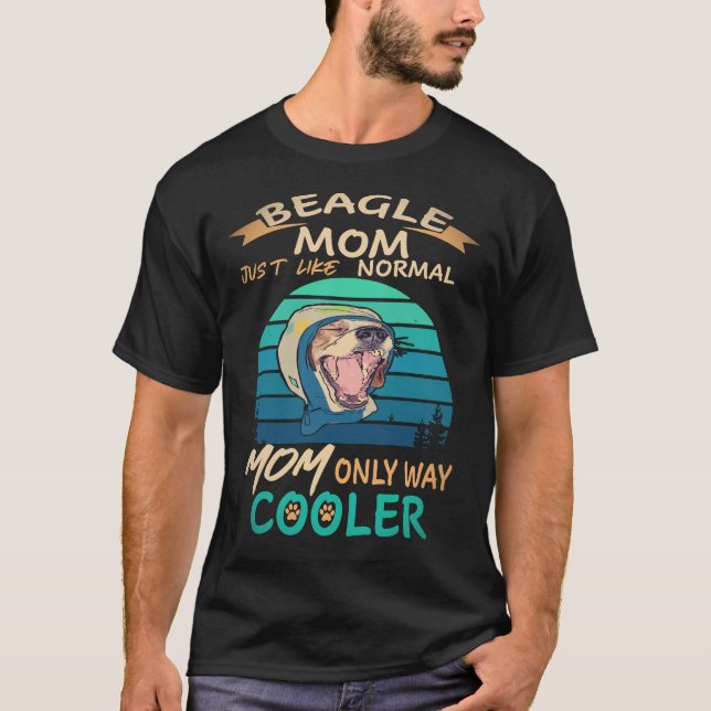 17 Beagle Mamma Kylare Beagle T Shirt (Framsida)