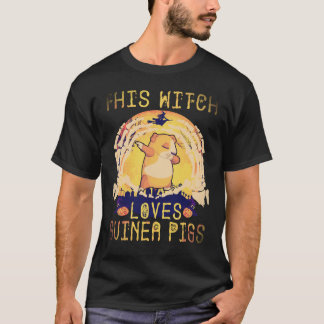17 Denna häxa älskar marsvin Halloween T Shirt