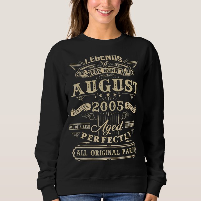 17:e födelsedagsljud född i augusti 2005 17 år t shirt (Framsida)