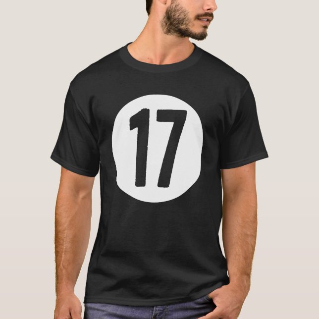 17 i en cirklaT-tröja Tee Shirt (Framsida)