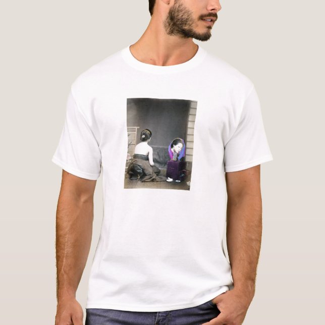 1870 japanska kvinnor i pressrum t-shirt (Framsida)