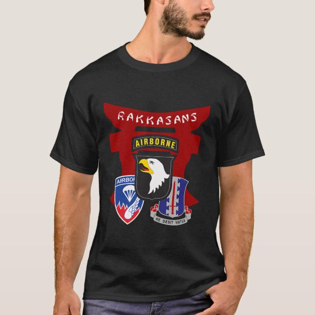 187:e infanteriregimen Rakkasans T Shirt (Framsida)