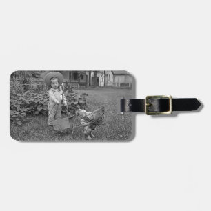 1880's Adful Girl and Tupp Cart in Garden Bagagebricka