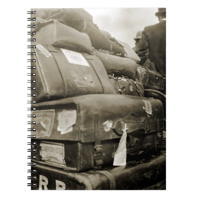 1890:S RESETEAMSTER WAGON SUITCASE ANTECKNINGSBOK MED SPIRAL (Framsidan)