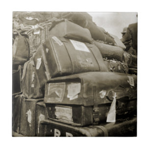 1890:S RESETEAMSTER WAGON SUITCASE KAKELPLATTA