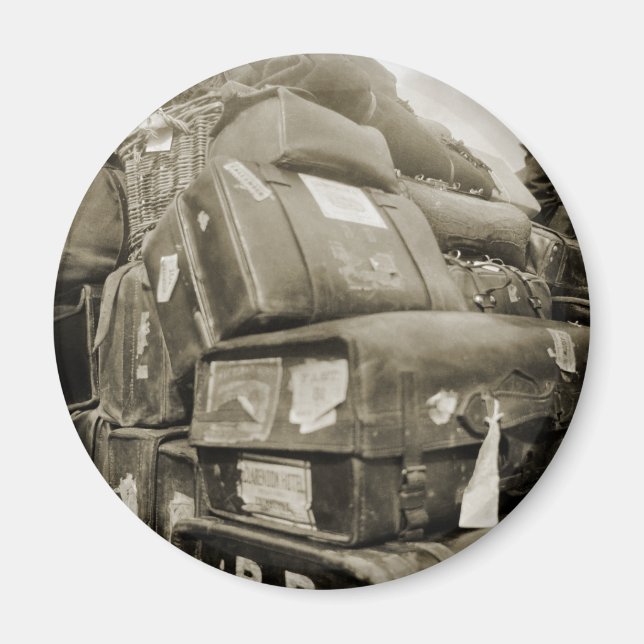 1890:S RESETEAMSTER WAGON SUITCASE MAGNET (Framsidan)