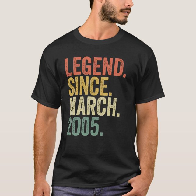 18 års ålder sedan mars 2005 t shirt (Framsida)