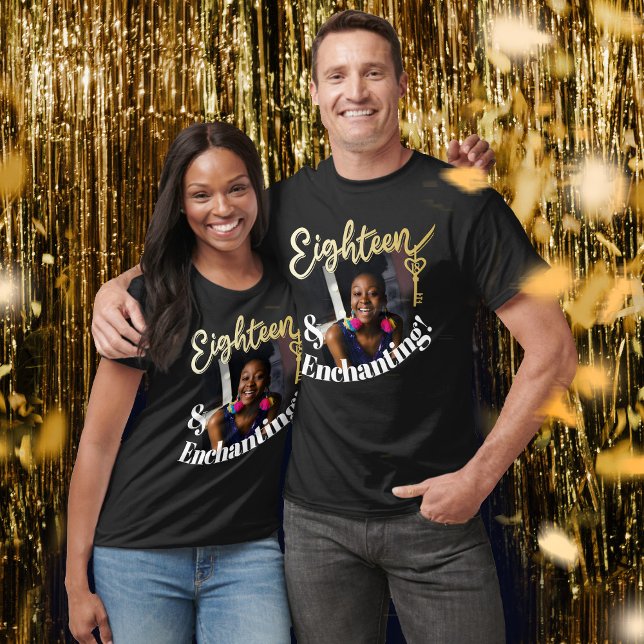 18-årsdagen guld nyckel t shirt (Skapare uppladdad)