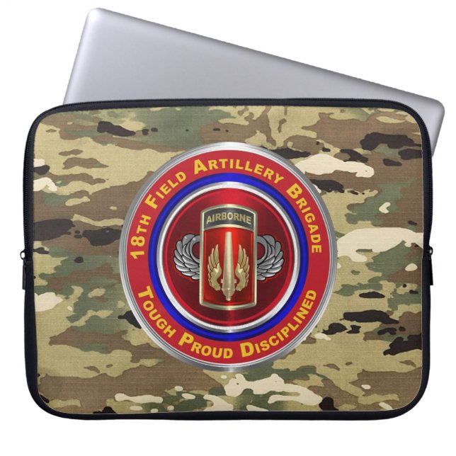 18:e fältartilleribrigaden laptop fodral (Framsidan)