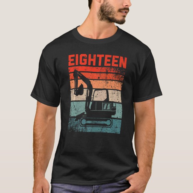 18:e födelsedag Retro Excavator Construction Fordo T Shirt (Framsida)