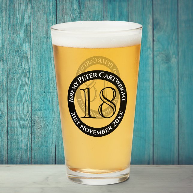 18:e födelsedagstensglaset glaskopp (Skapare uppladdad)