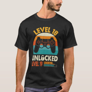 18 olåsta lådor 18:e födelsedag, 18 år t shirt
