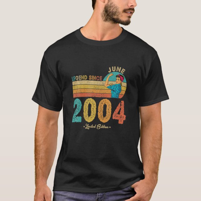18Th Birthday June 2004 Legend Since 2004 18 Years T Shirt (Framsida)